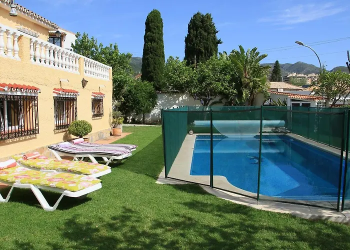 Casa De Limones By Michael Family Near Puerto Marina