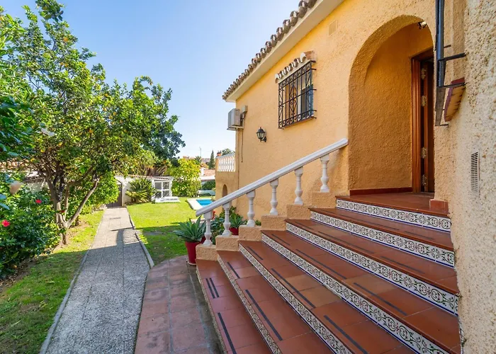 Casa De Limones By Michael Family Near Puerto Marina Vakantiehuis