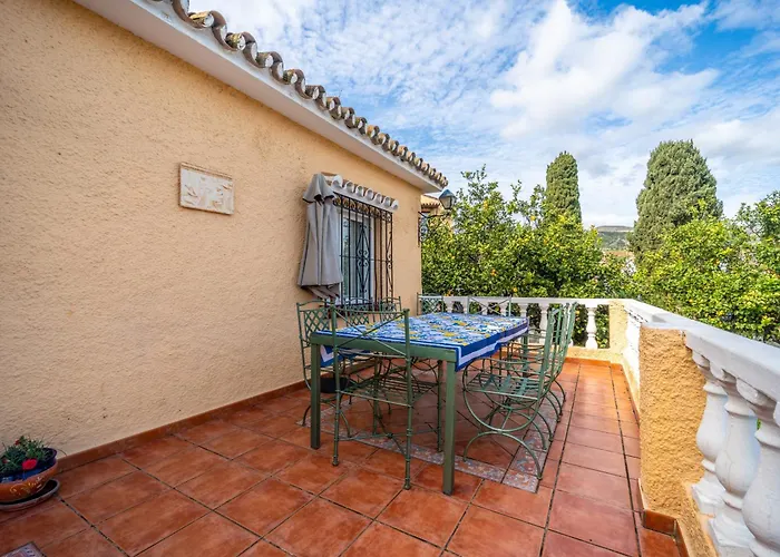 Casa De Limones By Michael Family Near Puerto Marina Benalmádena