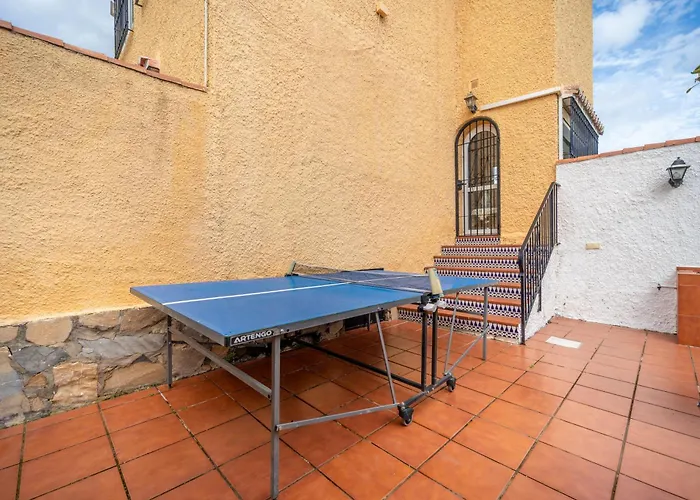 Casa De Limones By Michael Family Near Puerto Marina Vakantiehuis